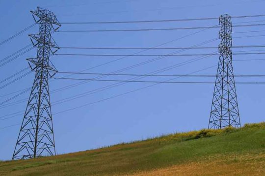 reuma energeia electricity pylones